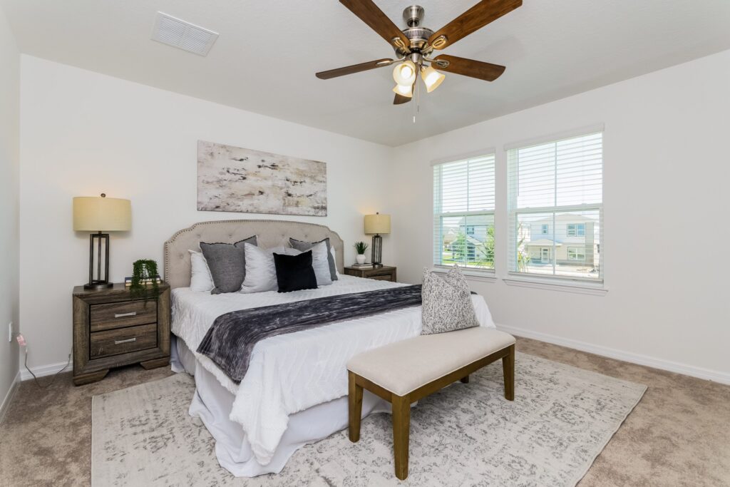 Silverleaf Oaks