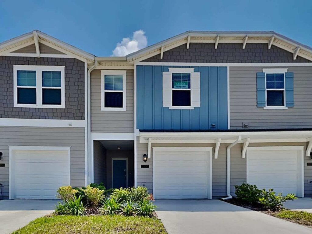13287 Shore Grass Dr