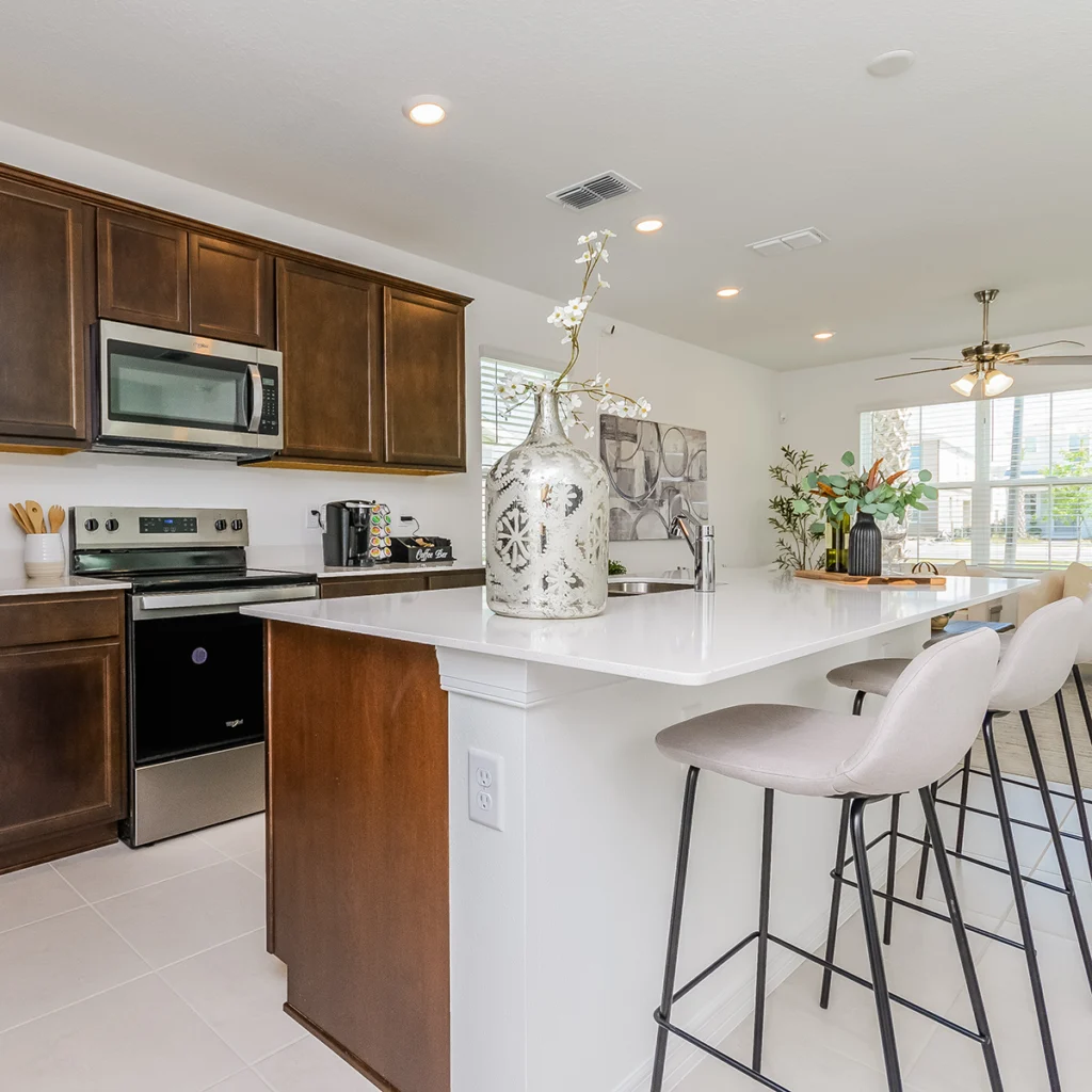Silverleaf Oaks