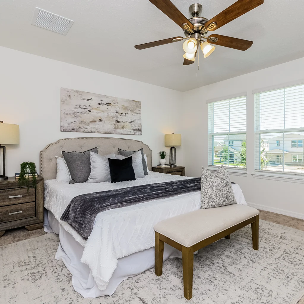 Silverleaf Oaks