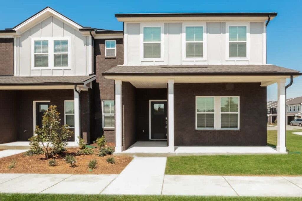 231 River Rock Dr