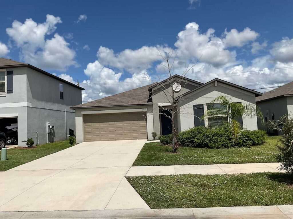 1506 Blue Rose Dr