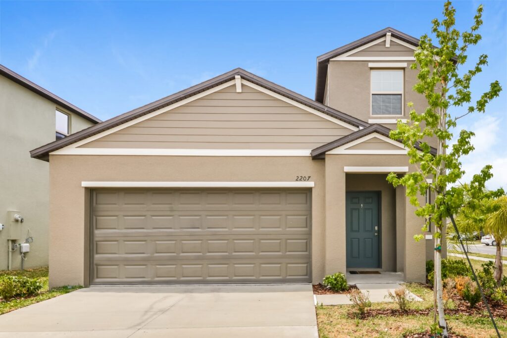 2207 Jungle Dr