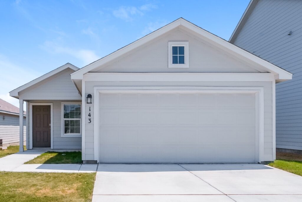 143 Pasadena Pl