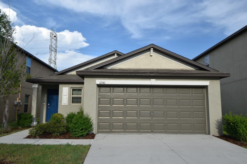 11240 Riley Pines Cir
