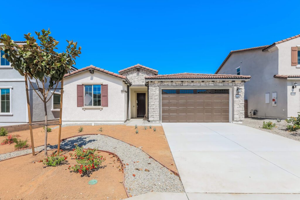 27180 Goldstone Dr