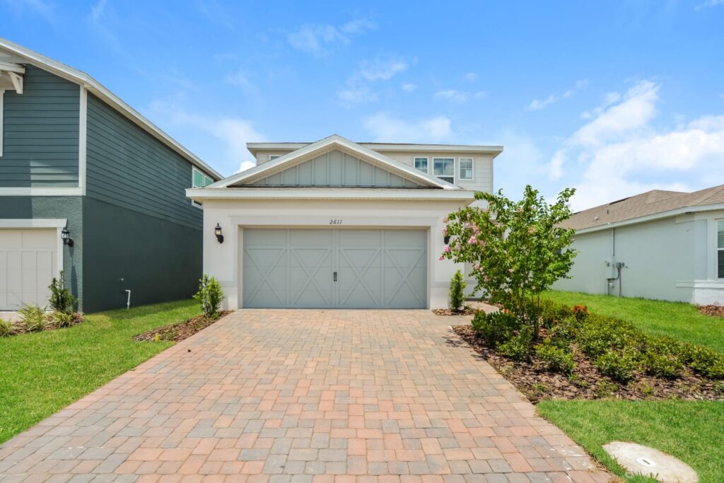 2611 Winter Calm Ln