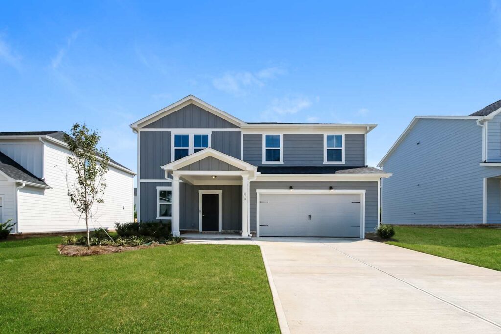879 Pebble Blvd
