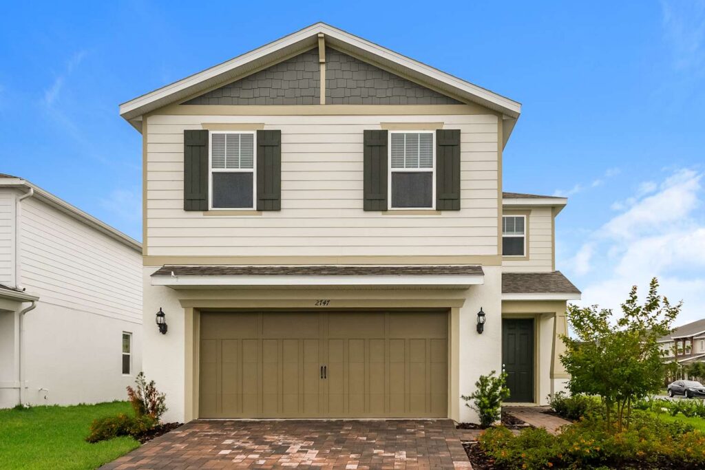 2747 Clear Night Ave