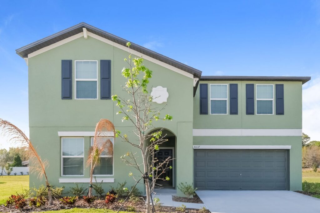 8637 40Th Cir E