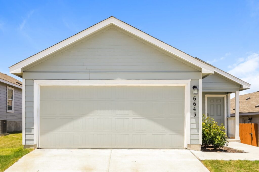 6643 Scarecrow Wy