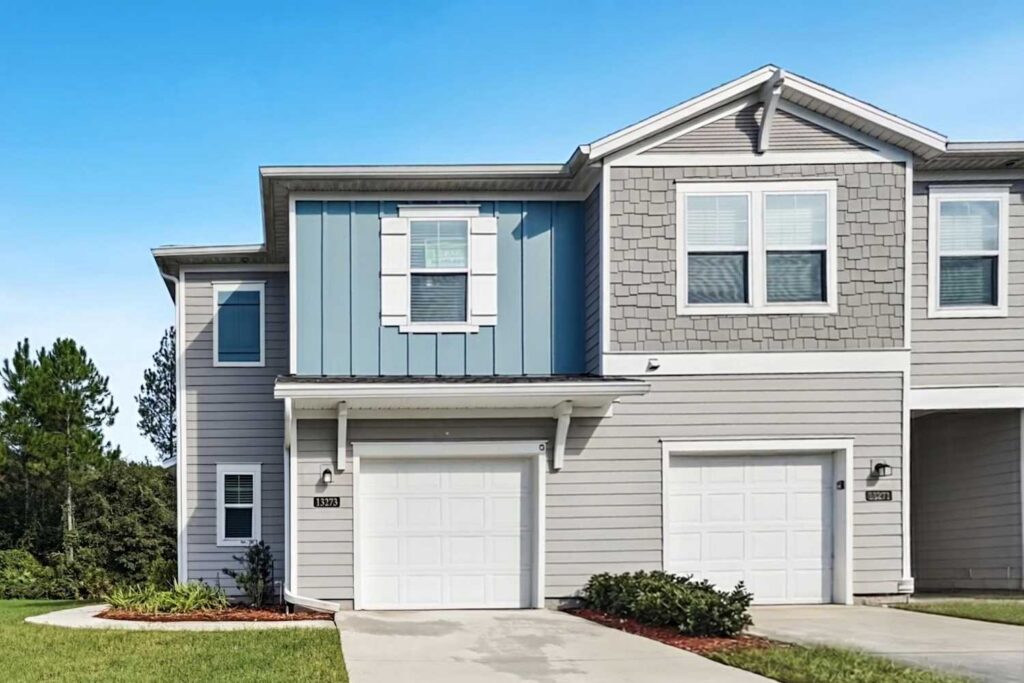13273 Shore Grass Dr